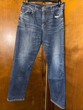 American Eagle Outfitters Men’s Medium Blue Straight Jeans